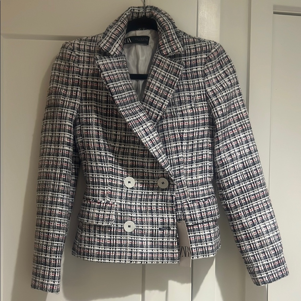 Black and White Plaid Double-Breasted Blazer 1a